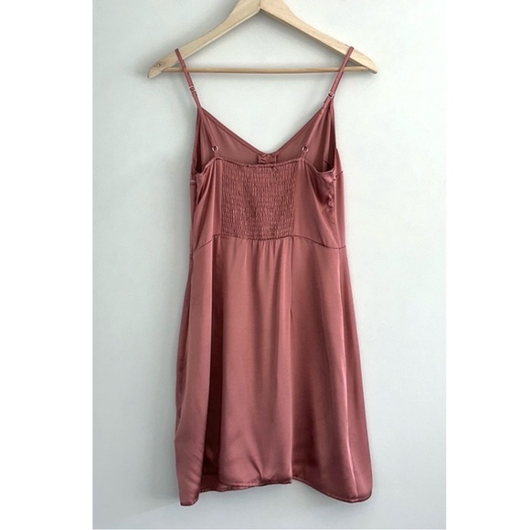 NWT Abercrombie & Fitch Button-Up Mini Satin Slip Dress in Pink - Picture 7 of 12